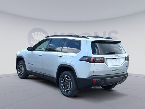 New 2026 Jeep Cherokee Laredo AWD/4WD image 4