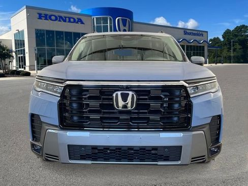 New 2026 Honda Pilot Touring image 10
