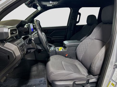 Used 2024 Toyota Tacoma SR5 image 17