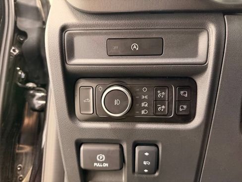 Used 2025 Ford F150 Lariat AWD/4WD image 28