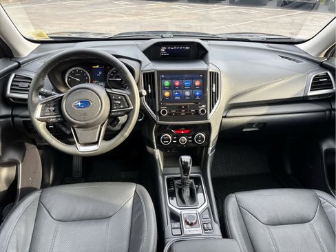 Used 2023 Subaru Forester Touring image 10