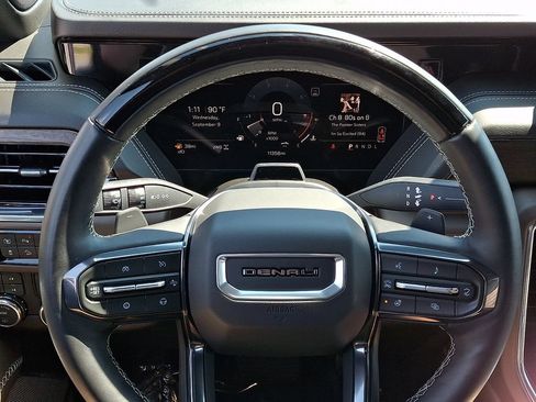 Certified 2026 GMC Yukon XL Denali Ultimate w/ LPO, Floor Liner Package AWD/4WD image 23