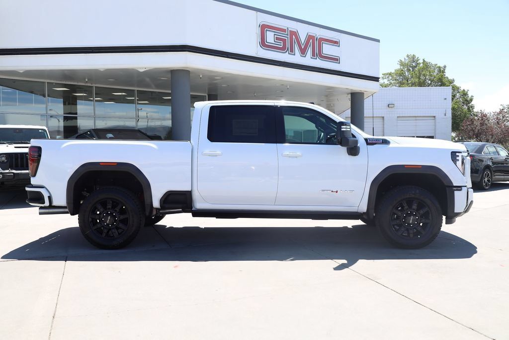 New 2026 GMC Sierra 2500 AT4 w/ AT4 Premium Plus Package AWD/4WD image 7