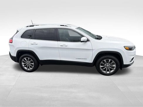 Certified 2020 Jeep Cherokee Latitude Plus w/ Cold Weather Group image 11