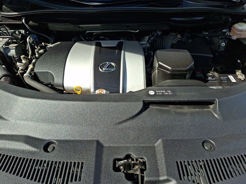 Used 2018 Lexus RX 350L Luxury w/ Accessory Package AWD/4WD image 28