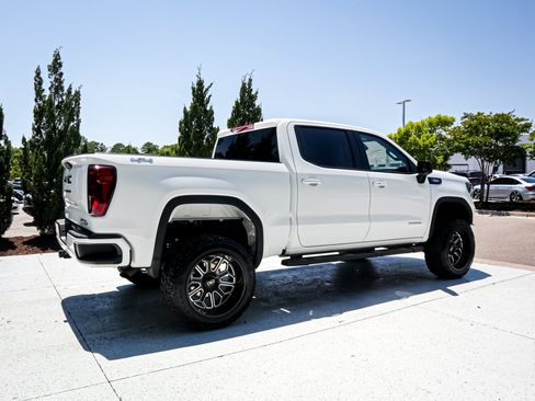 Used 2024 GMC Sierra 1500 Elevation AWD/4WD image 11
