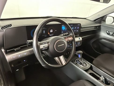 Used 2024 Hyundai Kona SEL FWD image 16