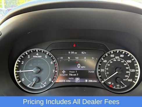 Used 2022 Nissan Armada SL w/ Captain's Chairs Package AWD/4WD image 9