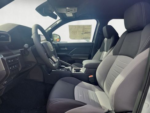 New 2025 Toyota Tacoma TRD Off-Road image 9