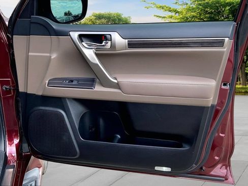 Used 2020 Lexus GX 460 Premium w/ Premium Package AWD/4WD image 27