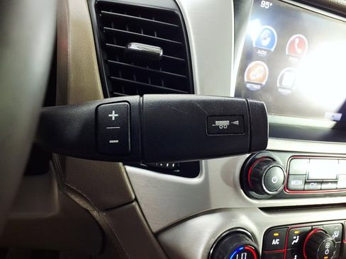 Used 2016 GMC Yukon SLE w/ Convenience Package RWD image 20