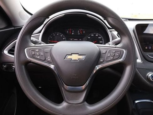 Used 2024 Chevrolet Malibu LT FWD image 10