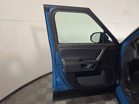 Used 2022 Rivian R1T Adventure image 16