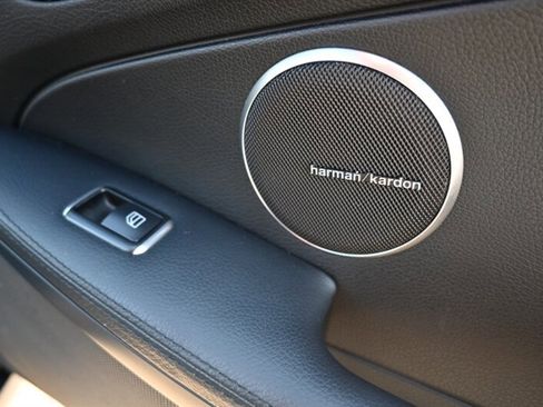 Used 2015 Mercedes-Benz SLK 250 image 55