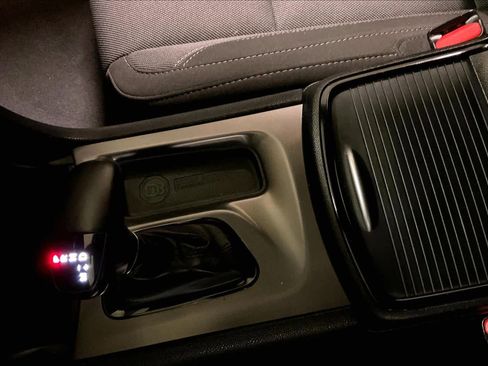 Used 2021 Dodge Charger SXT w/ Blacktop Package image 16