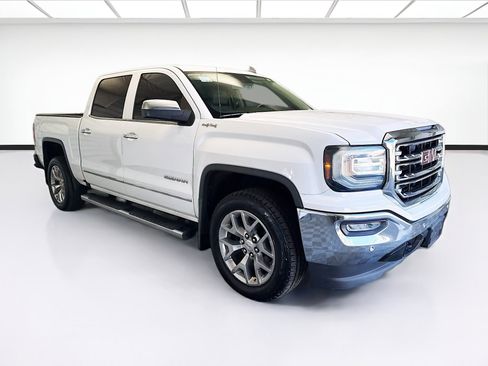 Used 2018 GMC Sierra 1500 SLT image 3