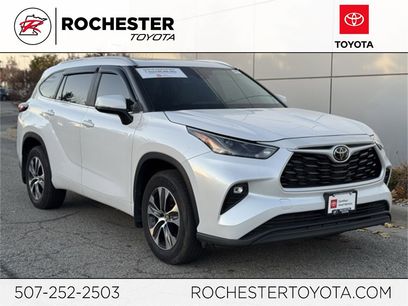 Used 2024 Toyota Highlander XLE