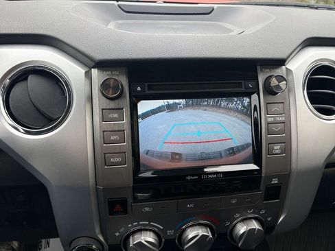 Used 2018 Toyota Tundra SR5 image 19