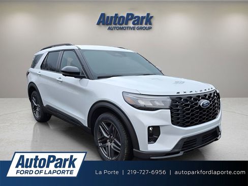 Used 2026 Ford Explorer ST AWD/4WD image 1