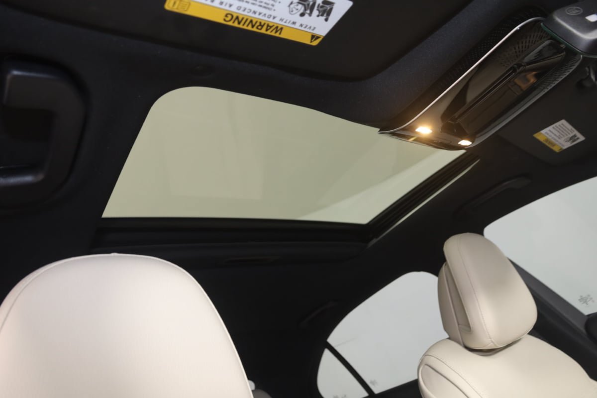 Used 2024 Mercedes-Benz C 300 4MATIC Sedan image 10