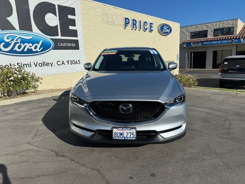 Used 2019 MAZDA CX-5 Touring FWD image 2