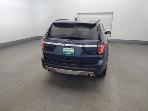 Used 2016 Ford Explorer XLT w/ Equipment Group 202A AWD/4WD image 7