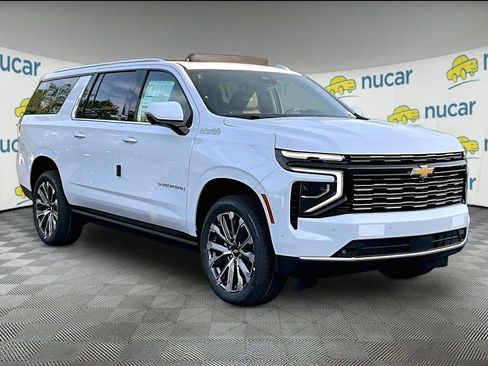 New 2026 Chevrolet Suburban High Country AWD/4WD image 1