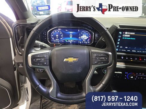 Used 2025 Chevrolet Silverado 3500 LTZ w/ LTZ Texas Edition AWD/4WD image 14