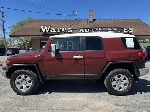 Used 2008 Toyota FJ Cruiser 4WD image 1