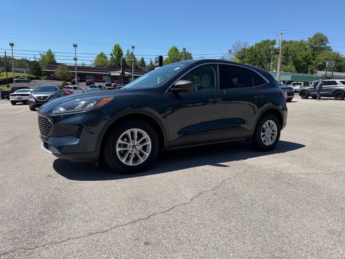 Used 2022 Ford Escape SE w/ Convenience Package FWD image 10