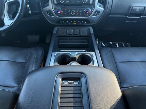 Used 2018 GMC Sierra 1500 SLT AWD/4WD image 12