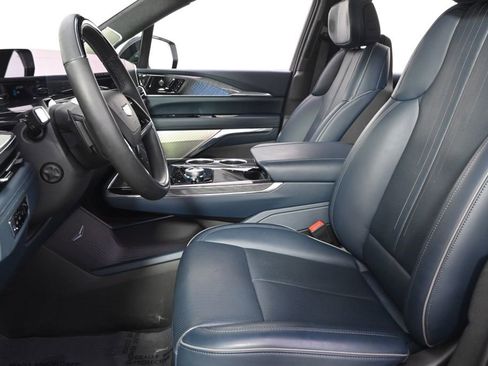 New 2025 Cadillac Escalade IQ Luxury 2 AWD/4WD image 13