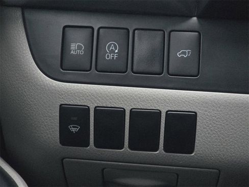 Used 2017 Toyota Highlander XLE image 31