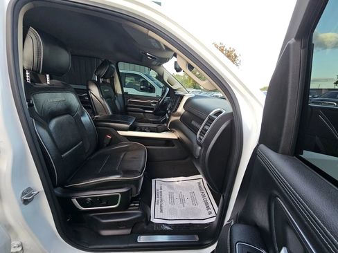 Used 2019 RAM 1500 Laramie image 12