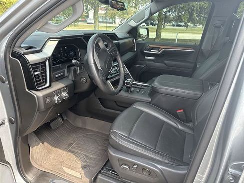 Used 2023 GMC Sierra 1500 Denali AWD/4WD image 13