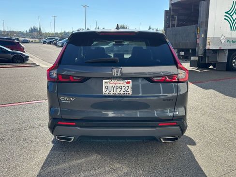 Used 2025 Honda CR-V Sport-L image 6