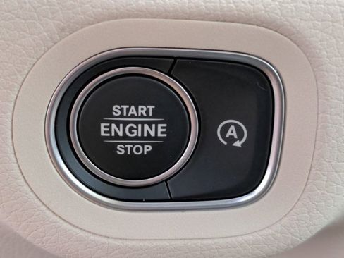 Used 2022 Mercedes-Benz GLE 350 4MATIC image 29