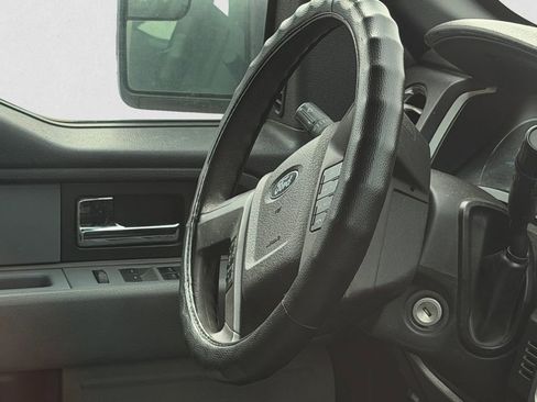 Used 2013 Ford F150 XLT AWD/4WD image 8