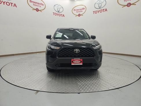 Used 2025 Toyota Corolla Cross L FWD image 4