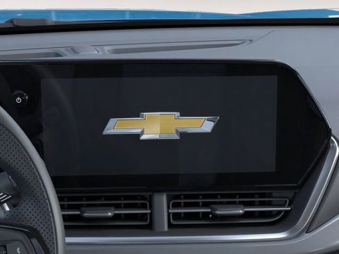 New 2026 Chevrolet Trax LT w/ LPO, Blackout Package FWD image 20