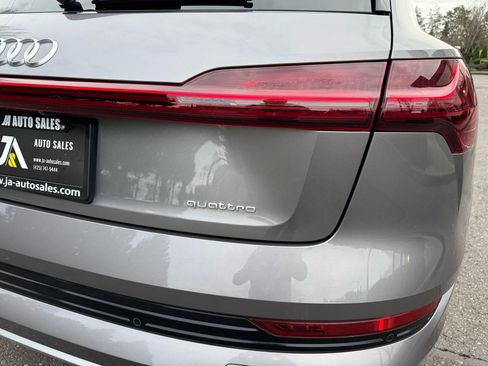 Used 2021 Audi e-tron Premium Plus w/ Premium Plus Package image 15