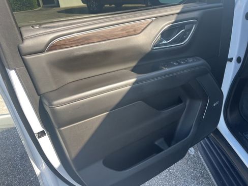 Used 2021 Chevrolet Tahoe LT RWD image 12