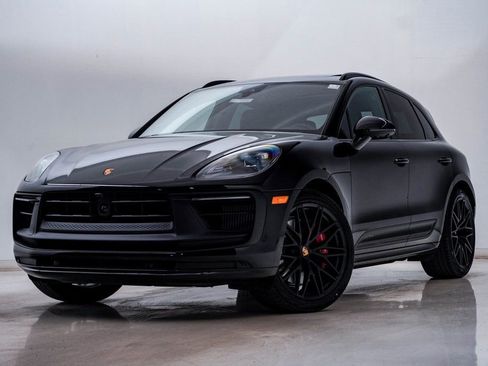 New 2026 Porsche Macan GTS image 1