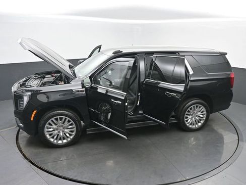 New 2026 GMC Yukon Denali w/ Sun & Power Step Package image 65