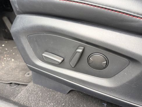 Used 2025 Ford Explorer ST-Line AWD/4WD image 9