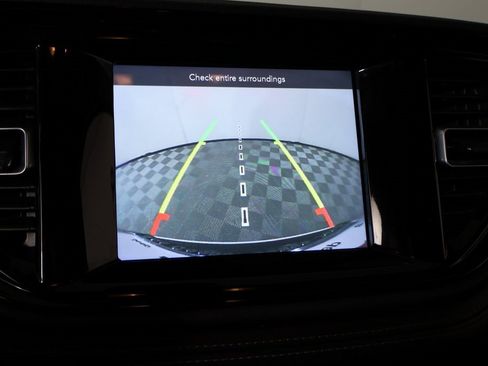 Used 2021 Dodge Durango SXT image 6