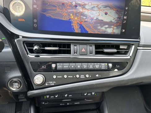 Used 2022 Lexus ES 350 w/ Premium Package FWD image 30