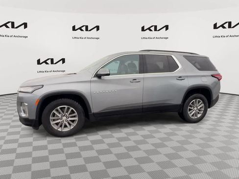 Used 2023 Chevrolet Traverse LT AWD/4WD image 5