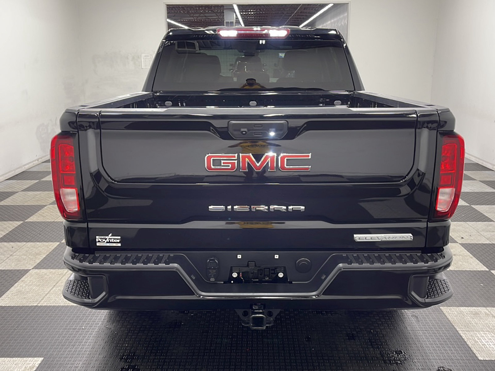 Used 2024 GMC Sierra 1500 Elevation AWD/4WD image 17