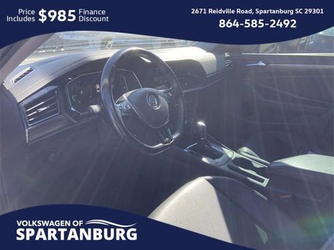 Used 2019 Volkswagen Jetta SEL image 12